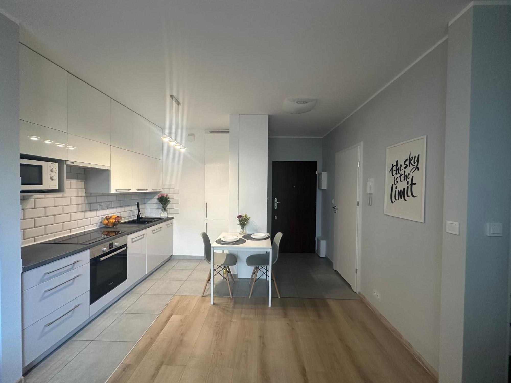 Cosy Apartment Near To The Chopin'S Airport Cybernetyki 2C Warsaw Exterior photo