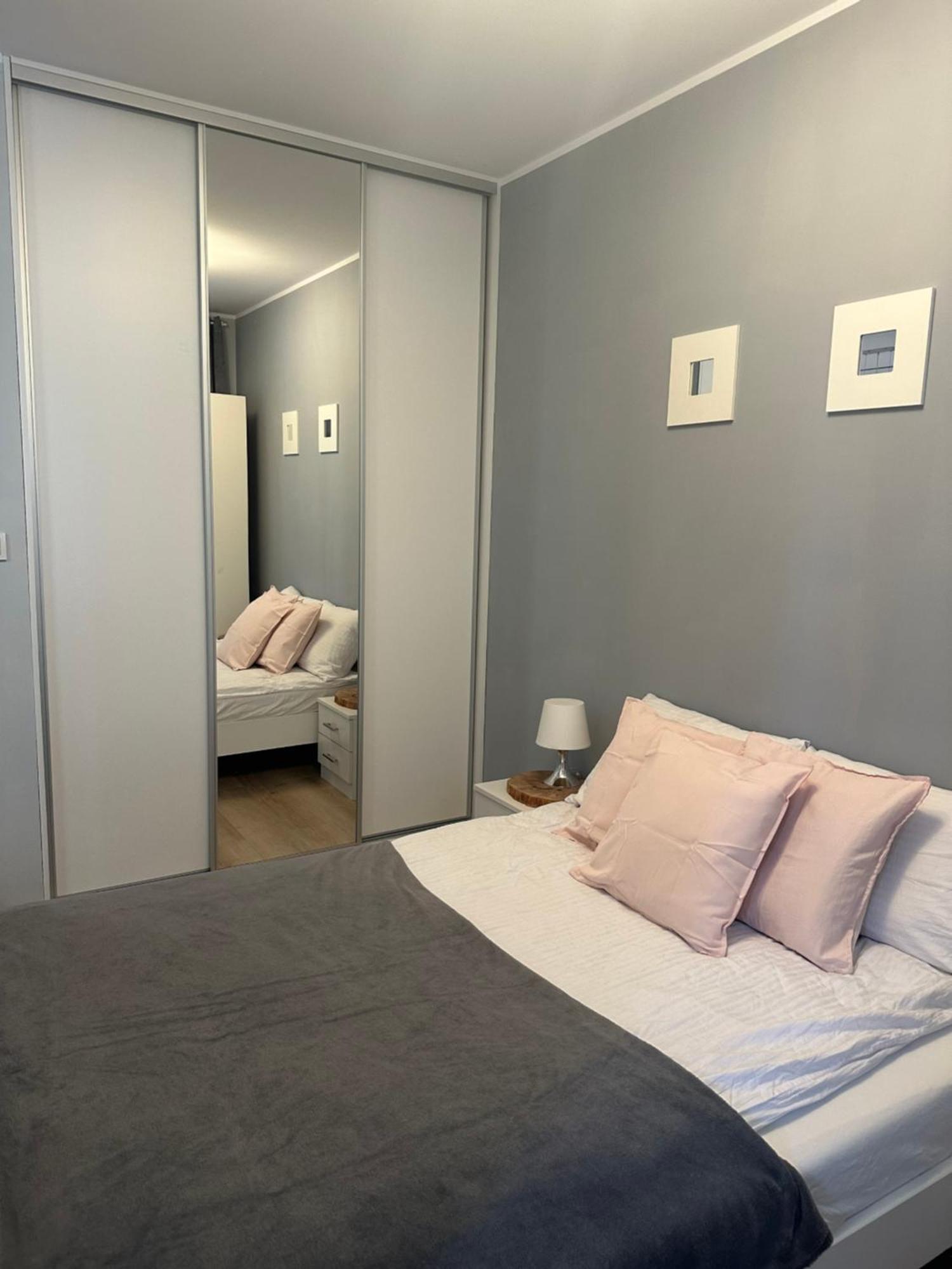 Cosy Apartment Near To The Chopin'S Airport Cybernetyki 2C Warsaw Exterior photo