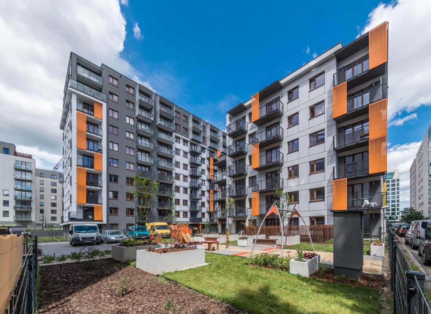 Cosy Apartment Near To The Chopin'S Airport Cybernetyki 2C Warsaw Exterior photo