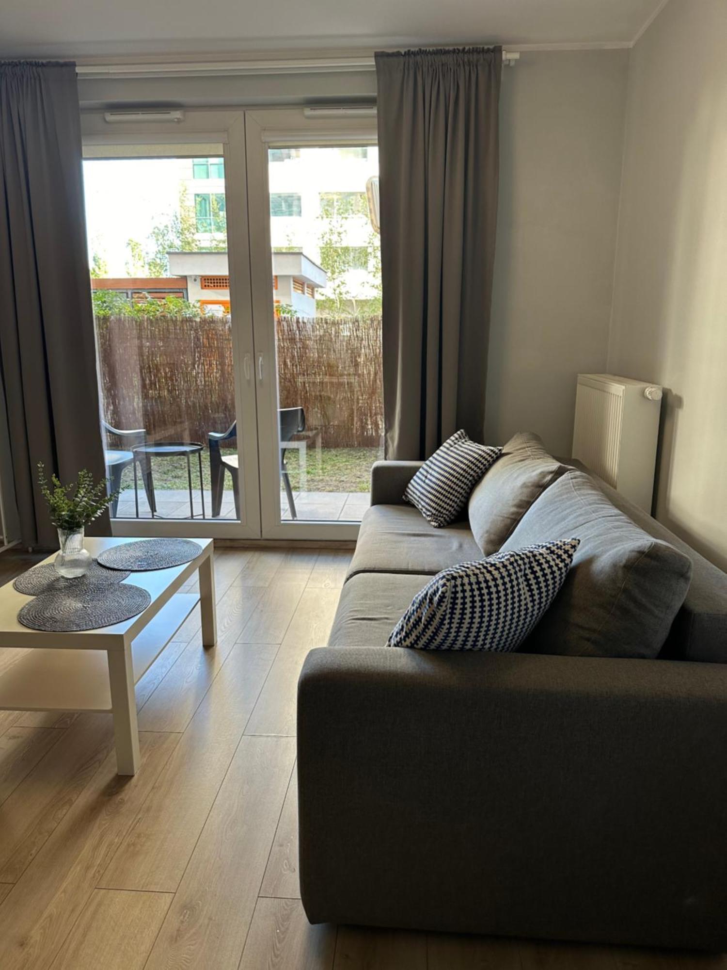 Cosy Apartment Near To The Chopin'S Airport Cybernetyki 2C Warsaw Exterior photo